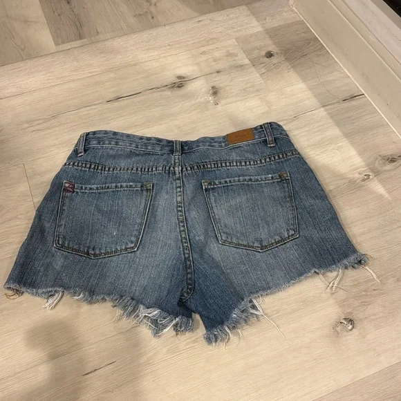 BDG Denim Ripped Shorts Mid Rise Vintage Fit - Picture 9 of 10